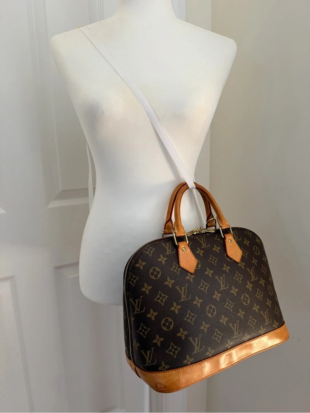 Louis Vuitton authentic louis